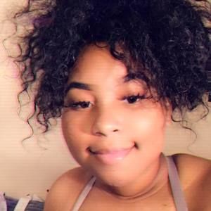 Meet your Posher, Kay